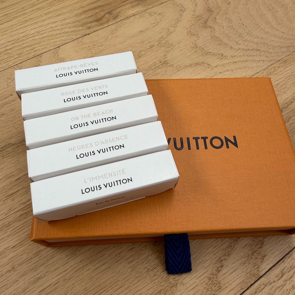 Louis Vuitton Fragrance Collection with White Boxes - Picture 3 of 4